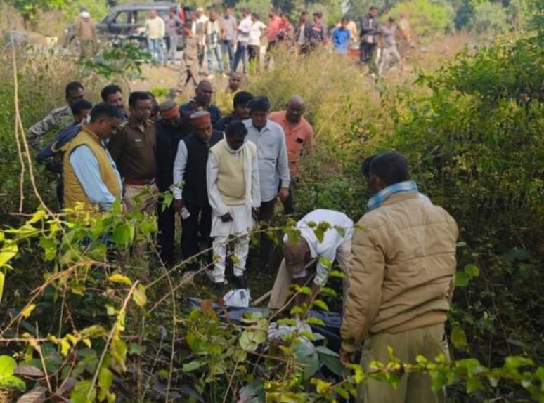 गिरिडीहः ट्रक चालक की संदिग्ध स्थिति में मौत, झाड़ियों में मिला शव