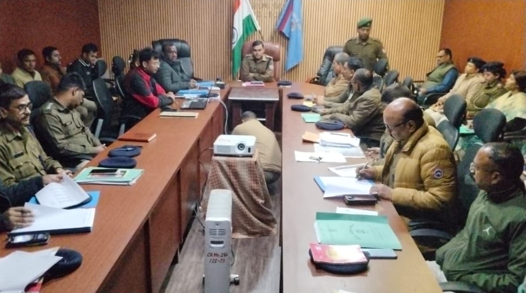 विधि व्यवस्था बिगाड़ने वालों पर होगी कड़ी कार्रवाईः देवघर एसपी