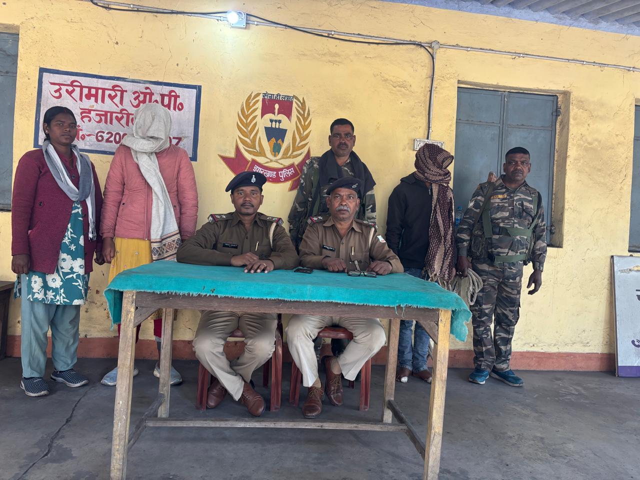 रामगढ़ : राहुल दुबे गैंग के दो अपराधी गिरफ्तार, कार्बाइन व 2 पिस्टल व मैगजीन बरामद