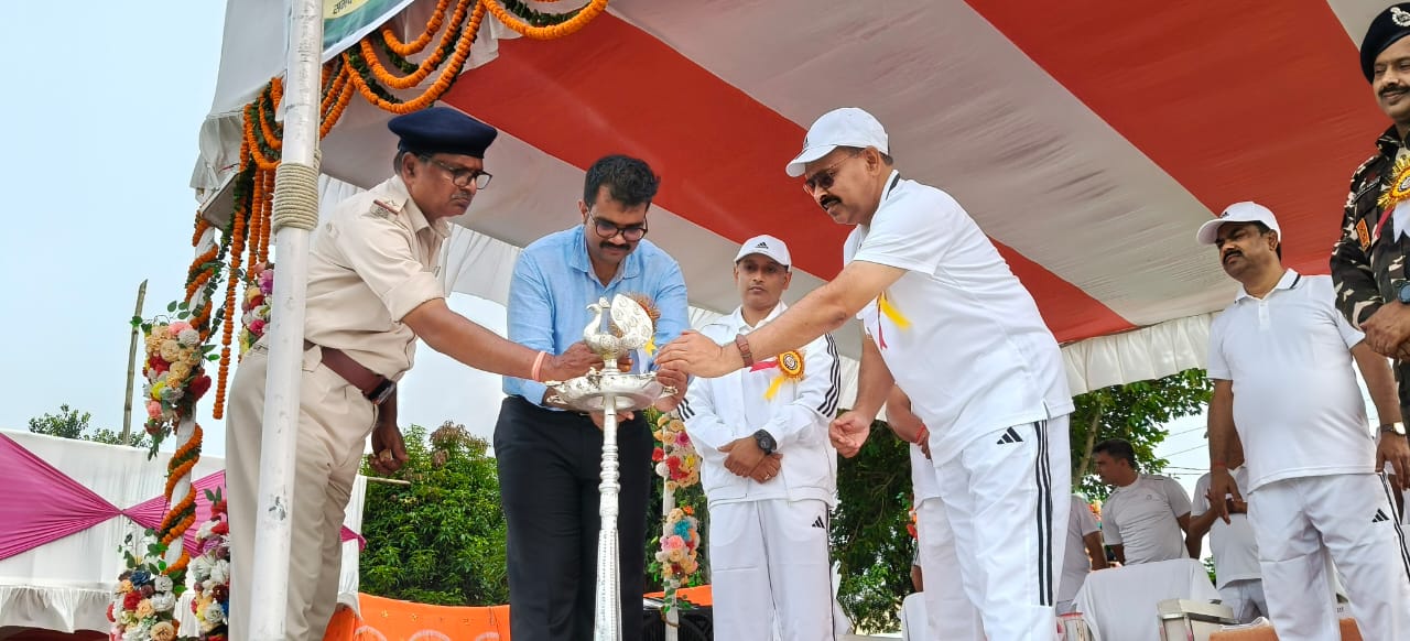 लातेहारः 3 दिनी पलामू प्रमंलीय खेलकूद प्रतियोगिता शुरू, 5000 मीटर दौड़ में राजेश सिंह विजेता