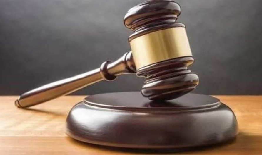 लातेहारः चेक बाउंस मामले में आरोपी को 4.5 लाख की क्षतिपूर्ति व 6 माह जेल की सजा