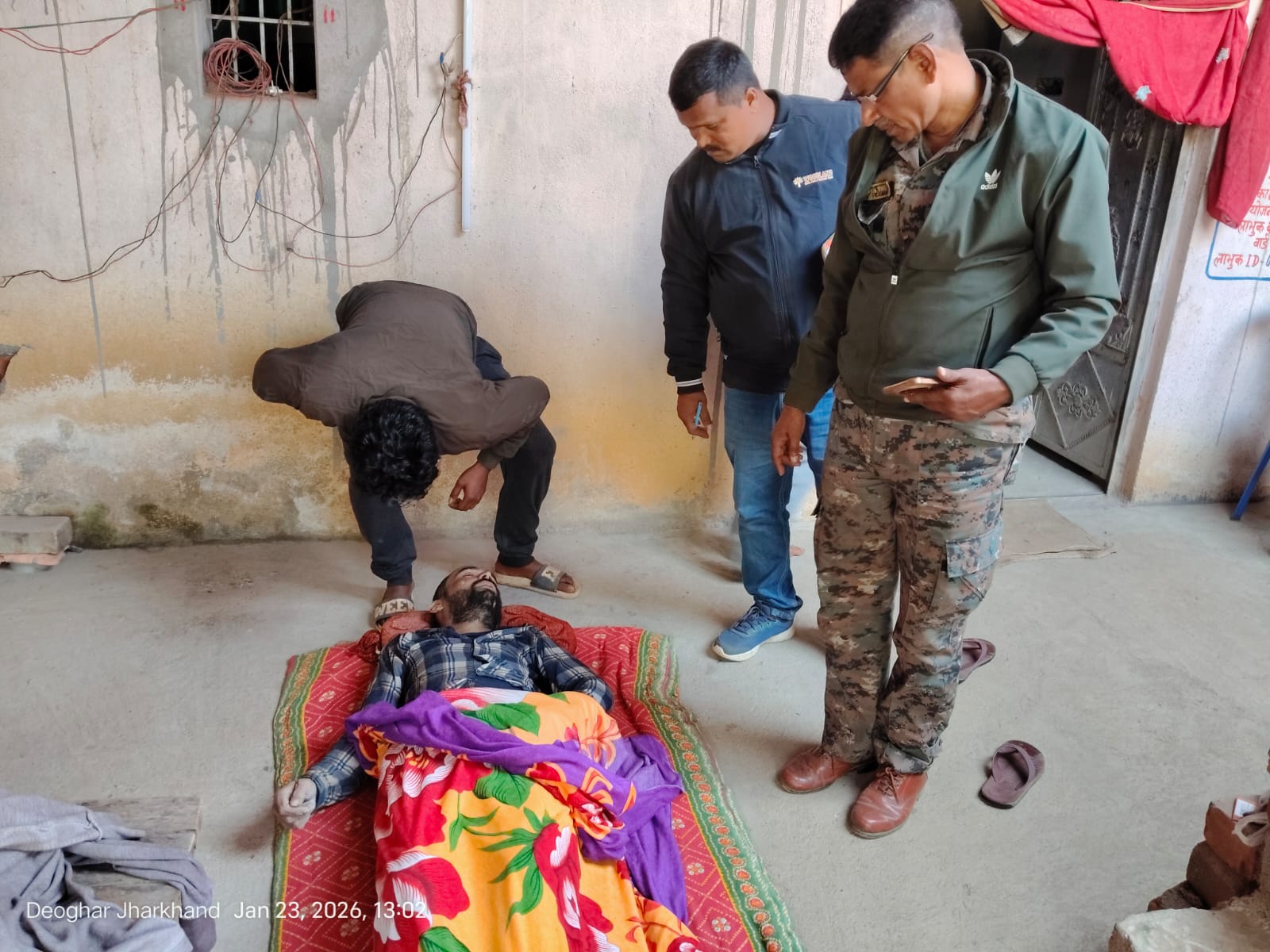 देवघरः तालाब से युवक का शव बरामद, नशे की लत बनी मौत की वजह