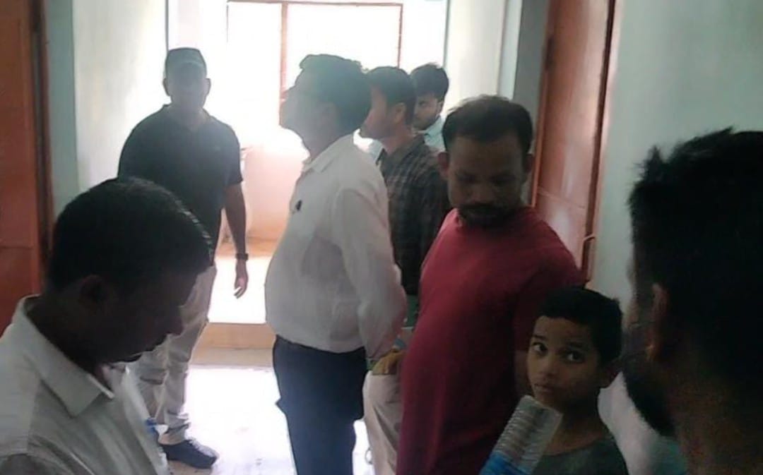 चाईबासाः फॉरेंसिक टीम ने की आरटीसी स्कूल के हॉस्टल की जांच
