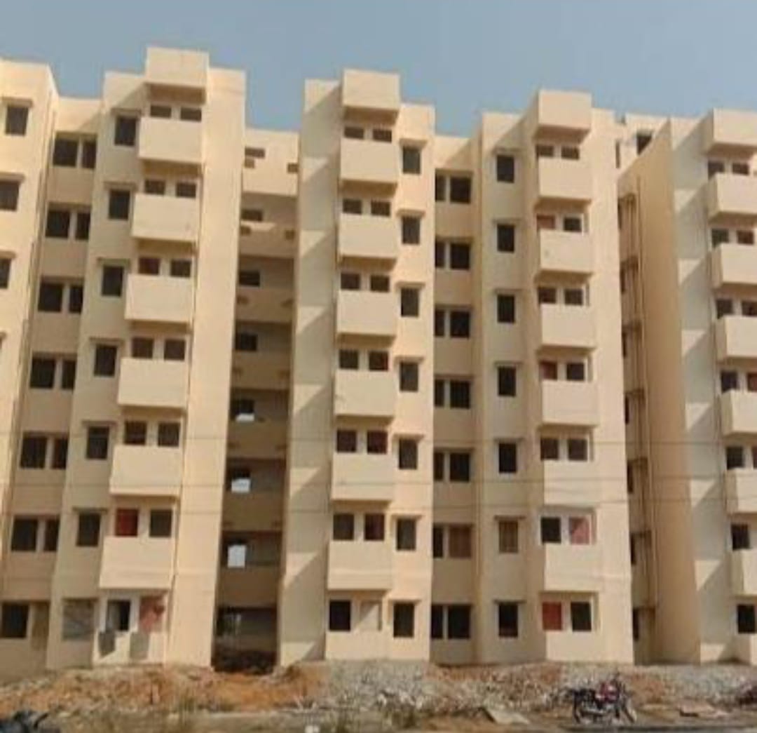 देवघरः फाइलों में धूल फांक रहे गरीबों के पक्का मकान के सपने, चैन की नींद सो रहे अधिकारी