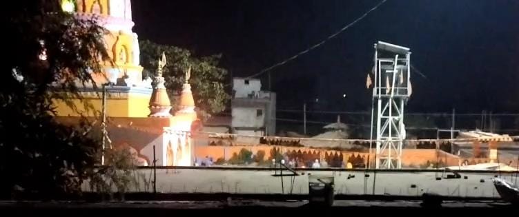 हजारीबाग: मूर्ति विसर्जन के दौरान दो पक्षों में झड़प, पथराव में पुलिसकर्मियों समेत कई घायल