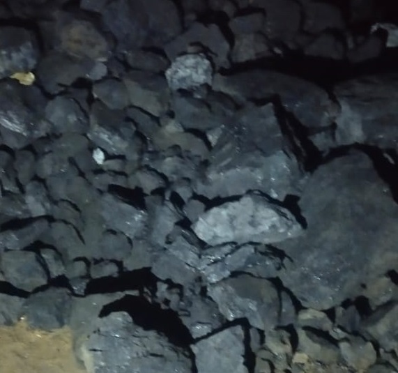 रामगढ़ः 70 टन अवैध कोयला जब्त,  चार के खिलाफ मामला दर्ज