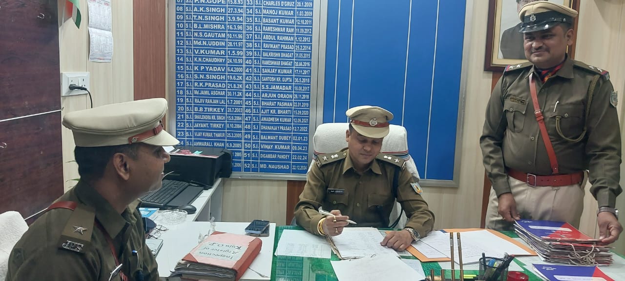 रामगढ़ एसपी ने कुज्जू ओपी का किया निरीक्षण, दिए कई निर्देश