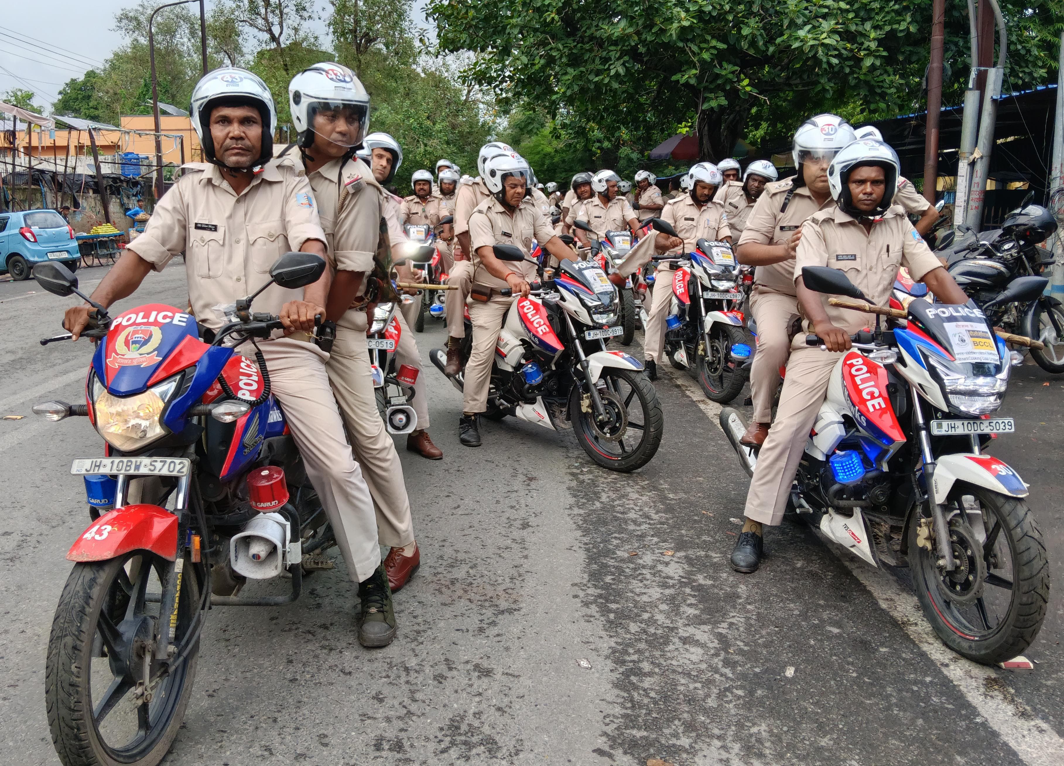 धनबादः ‘सिटी हॉकस’ बाइक दस्ते की गश्त तेज, अपराध नियंत्रण में बनेगा हथियार