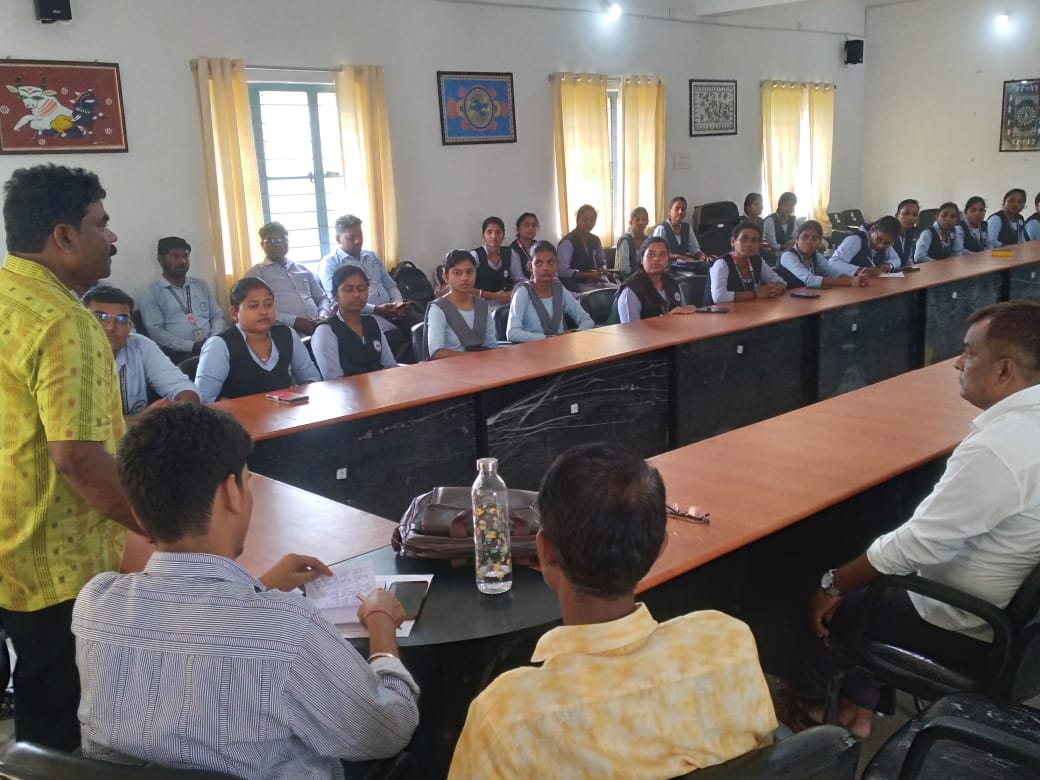 जमशेदपुरः कारगिल दिवस पर बहरागोड़ा कॉलेज में वीर शहीदों को दी गई श्रद्धांजलि