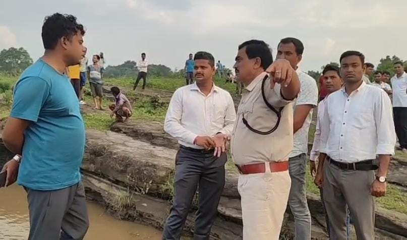 धनबादः दामोदर में नहाने गया हवलदार डूबा, खोज में जुटे गोताखोर