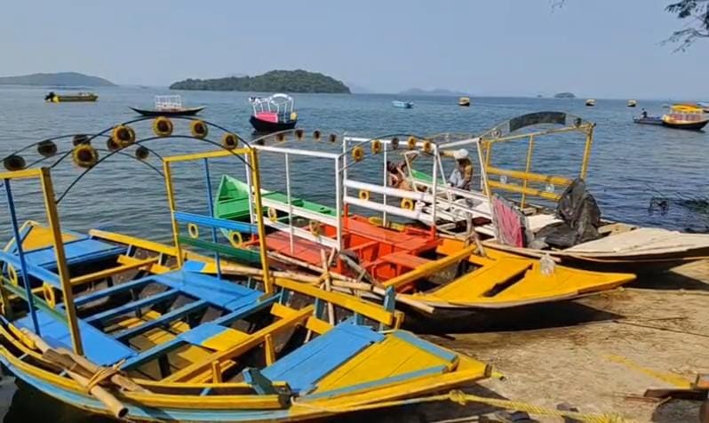 धनबादः नववर्ष को लेकर जिला प्रशासन अलर्ट, 13 पिकनिक स्पॉट पर मजिस्ट्रेट व पुलिस तैनात