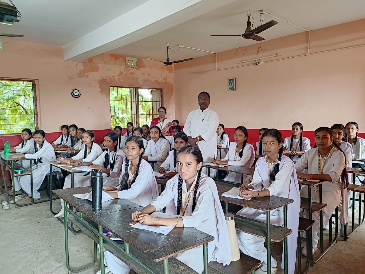 रामगढ़ः एसवीएम रजरप्पा में विद्या भारती प्रतिभा चयन व खोज परीक्षा का आयोजन