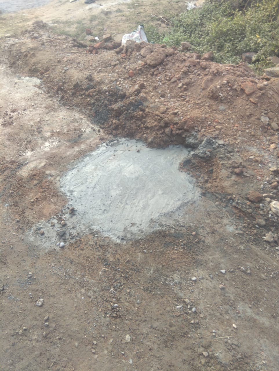 Lagatar Impact : खबर पर सहायक नगर आयुक्त ने लिया संज्ञान,पाइपलाइन की मरम्मत कराई