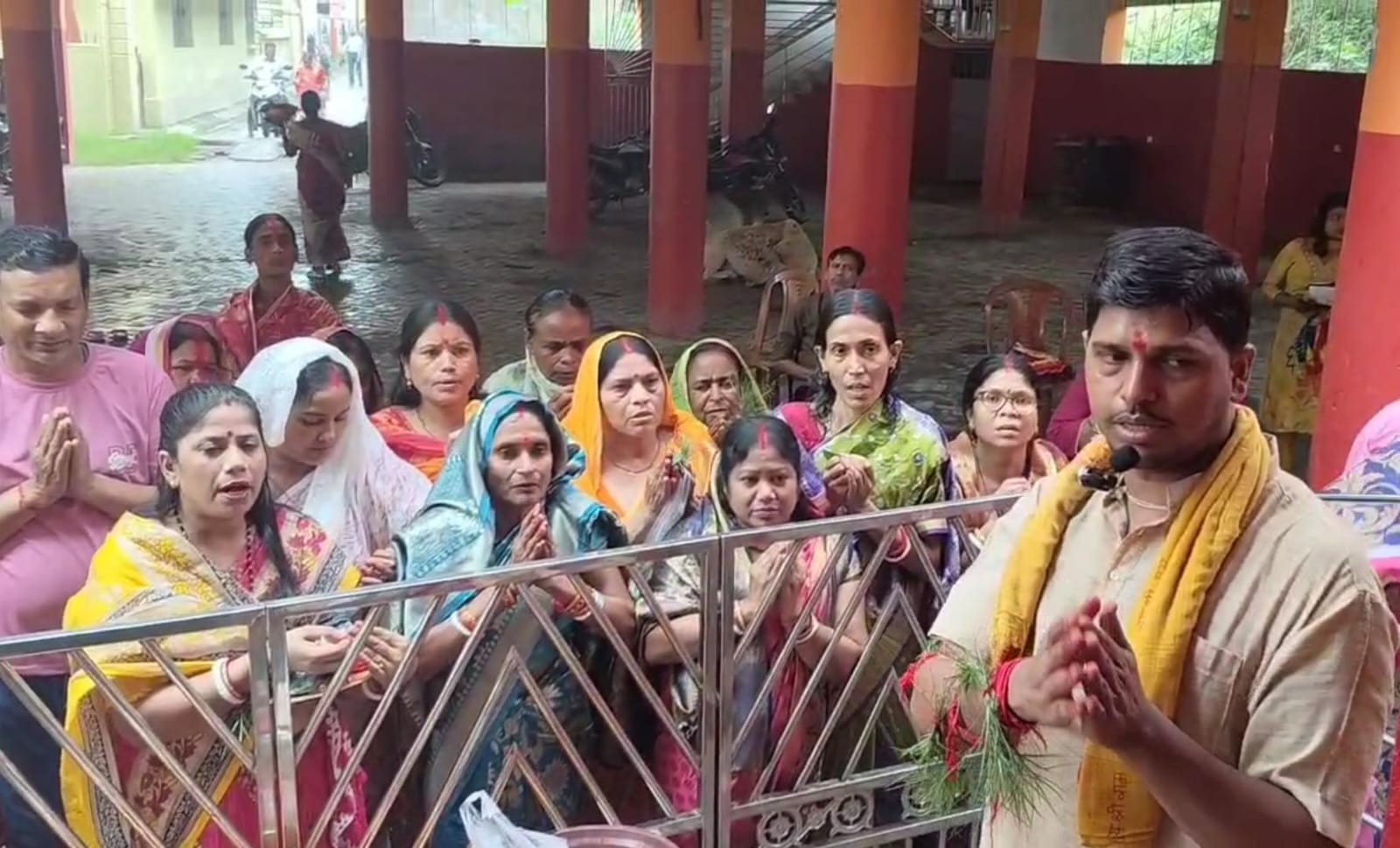 धनबादः महिलाओं ने मां विपततारिणी की पूजा कर मांगी सुख-समृद्धि