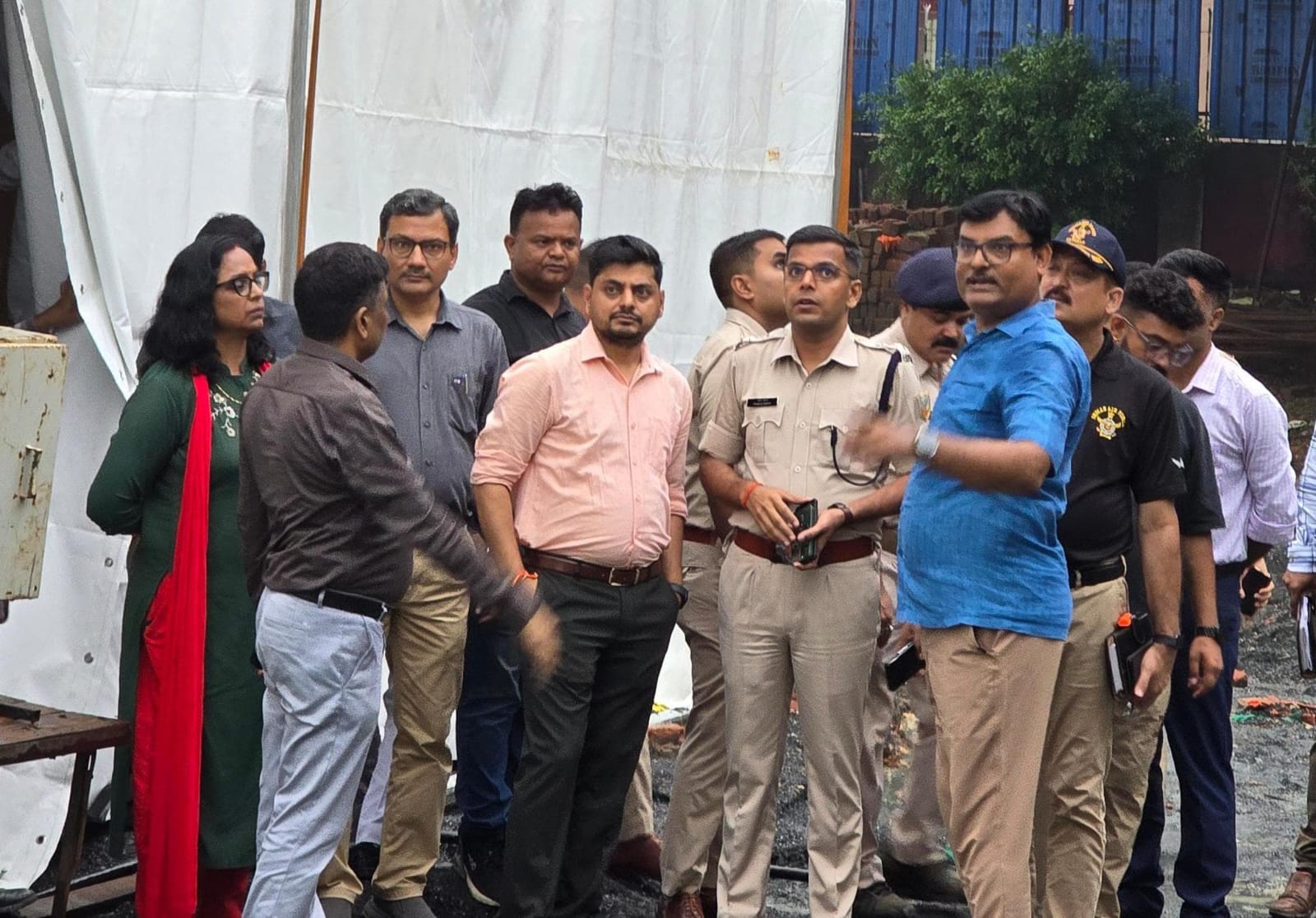 धनबादः राष्ट्रपति के आगमन को लेकर DC-SSP ने बंगाल बॉर्डर से IIT-ISM तक किया निरीक्षण