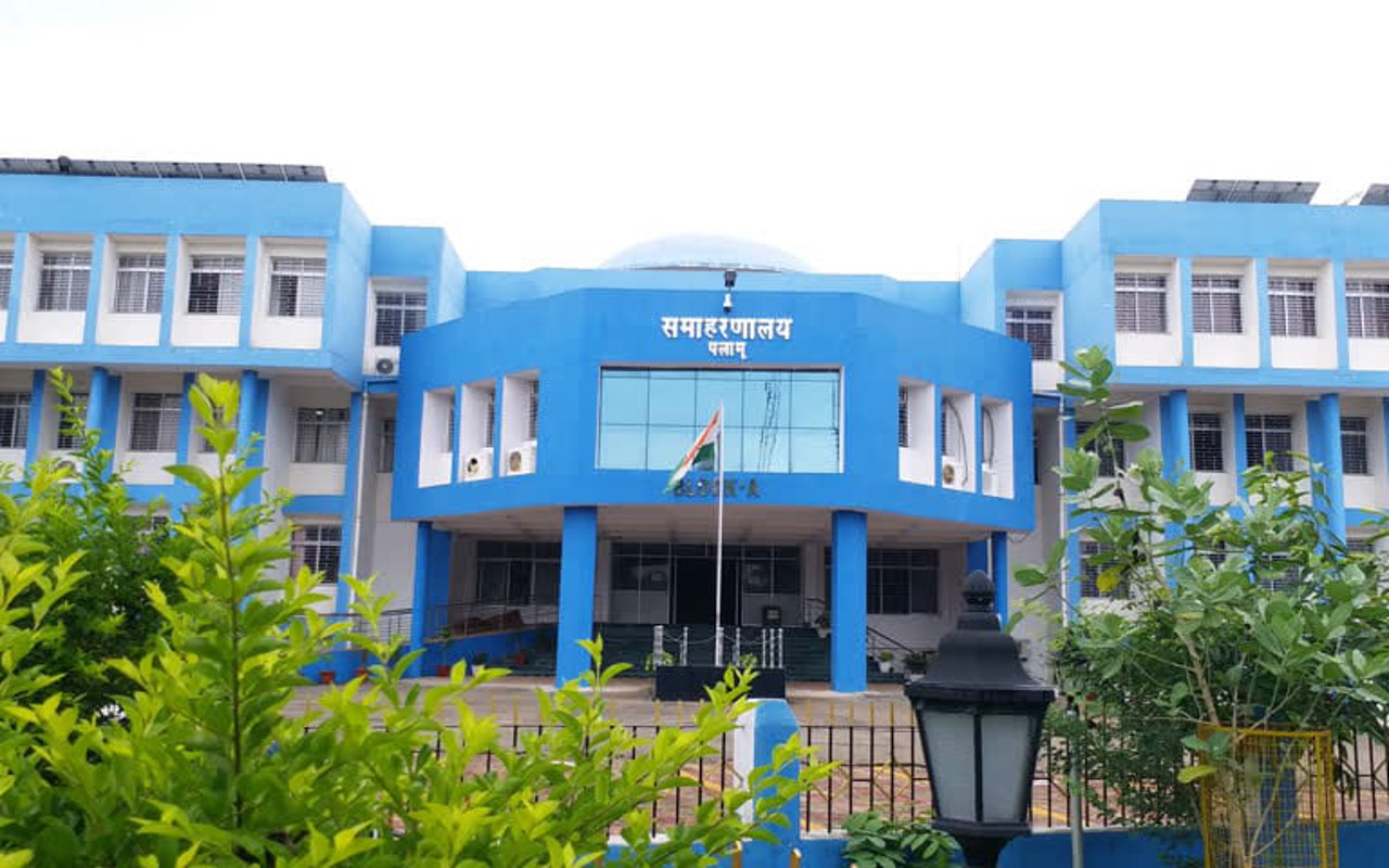 पलामूः जिले के 19 बड़े बालू घाटों की नीलामी प्रक्रिया शुरू