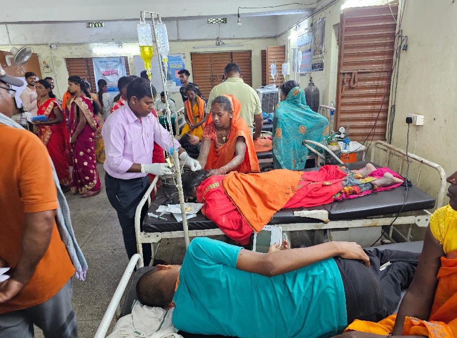 लातेहारः दूधी मिट्टी की चाल धंसने से 4 महिलायें घायल, 2 रिम्‍स रेफर