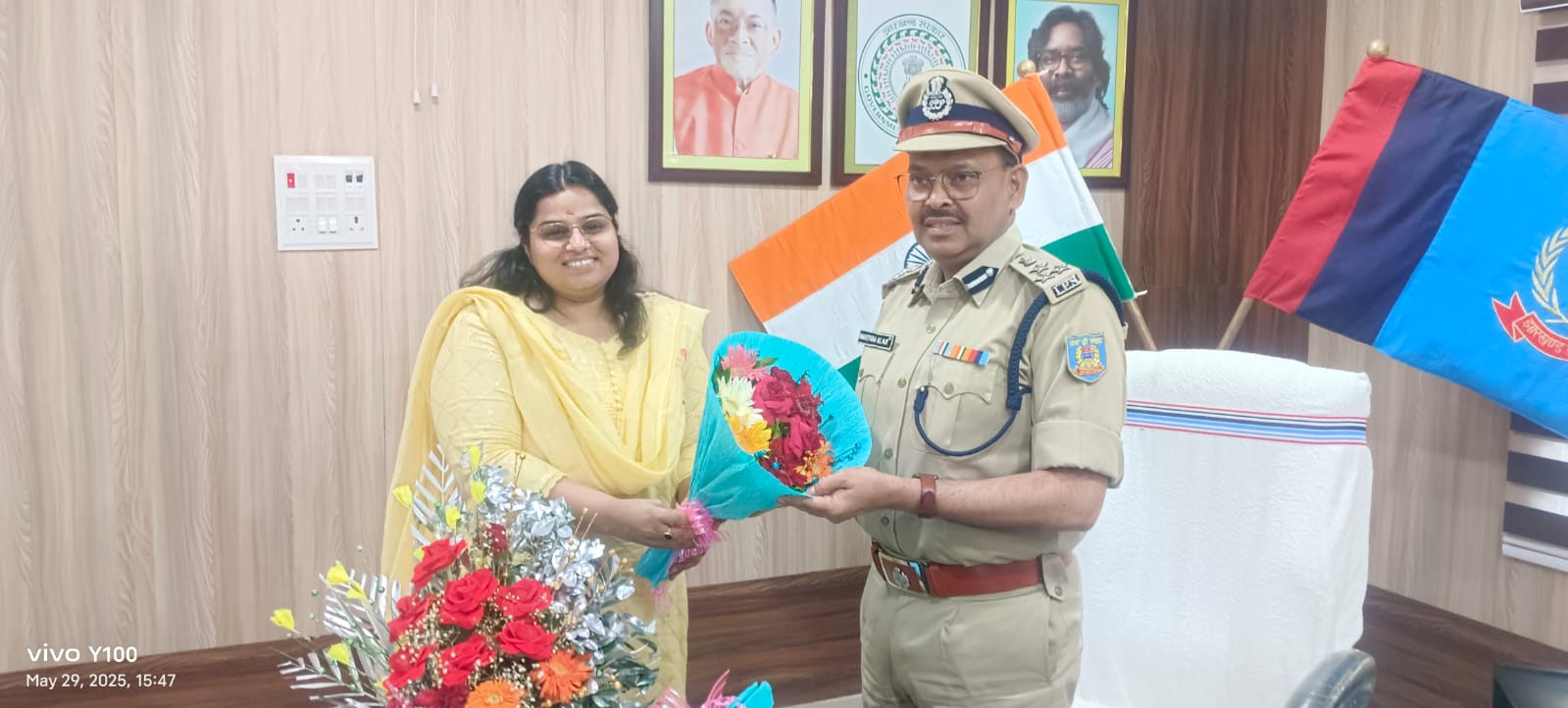 पलामूः DIG नौशाद आलम ने पदभार संभाला, नक्सलियों को दी चेतावनी