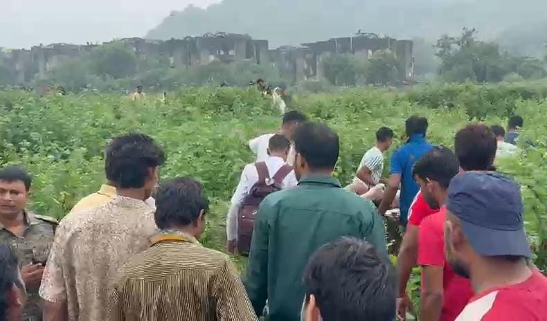 धनबादः तालाब में तैरता मिला 10 साल के छात्र का शव