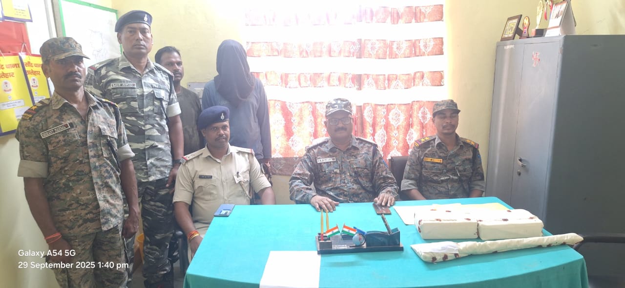 लातेहारः दूर के रिश्तेदार ने की थी विधायक प्रतिनिधि की पत्नी की हत्या, गिरफ्तार