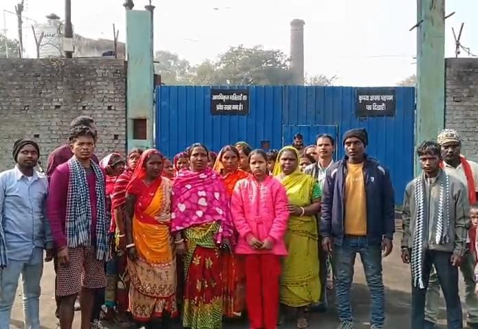 धनबादः माइंस में कर्मी की संदिग्ध स्थिति में मौत, परिजनों का हंगामा