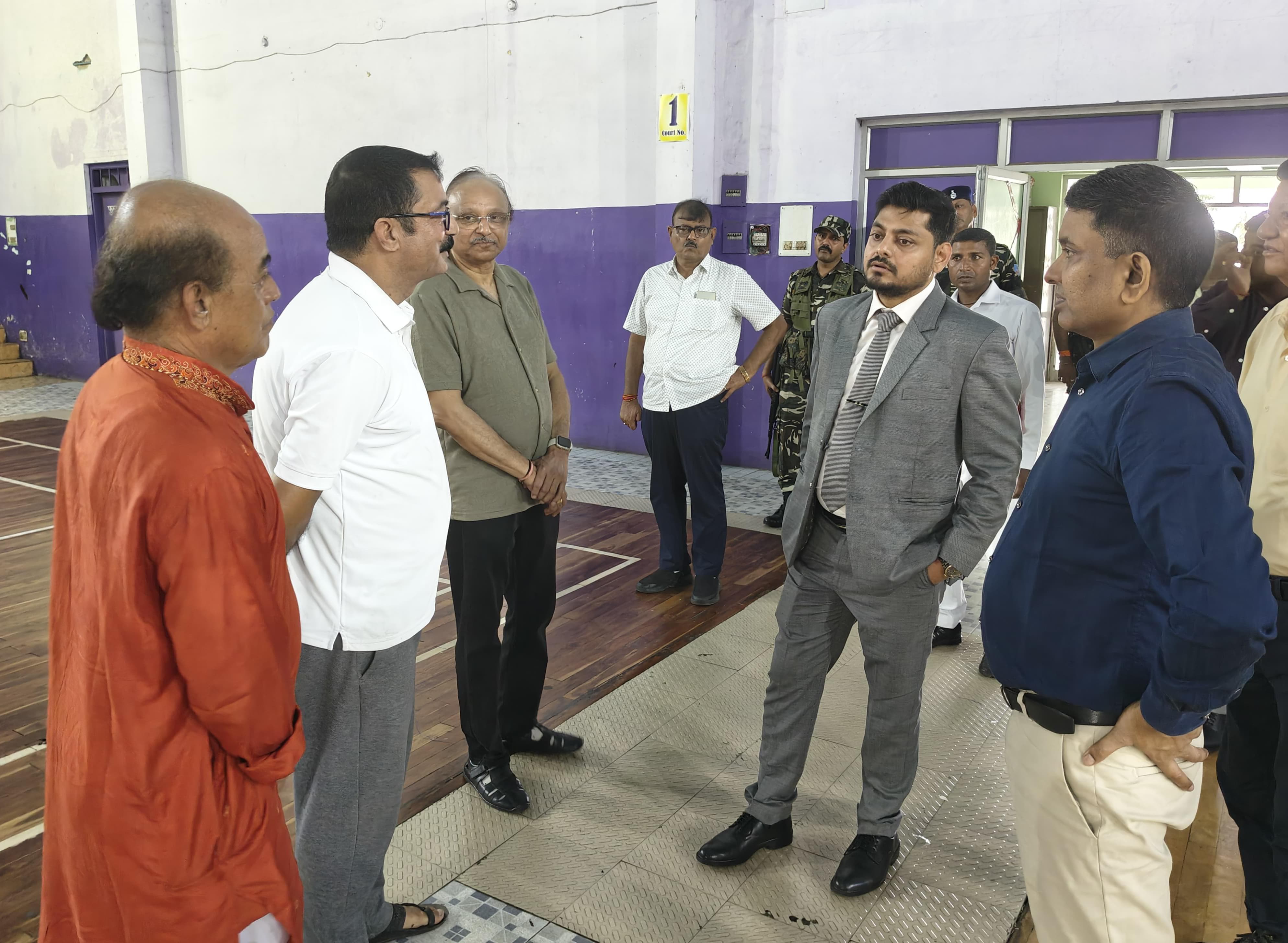 धनबादः सांस्कृतिक गतिविधियों का केंद्र बनेगा कला भवन- डीसी