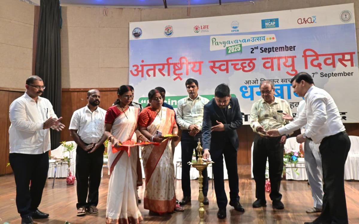 धनबाद जिले में 500 तालाबों का होगा निर्माण, 10 लाख पौधे लगाए जाएंगेः डीसी