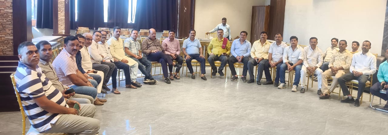 पलामूः माइंस क्रशर एसोसिएशन के रविशंकर बने संयोजक, सतीश फिर अध्यक्ष
