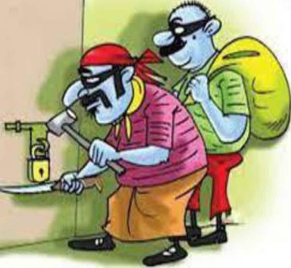 धनबाद : मैथन में व्यवसायी के घर का ताला तोड़ 4 लाख के गहनों की चोरी