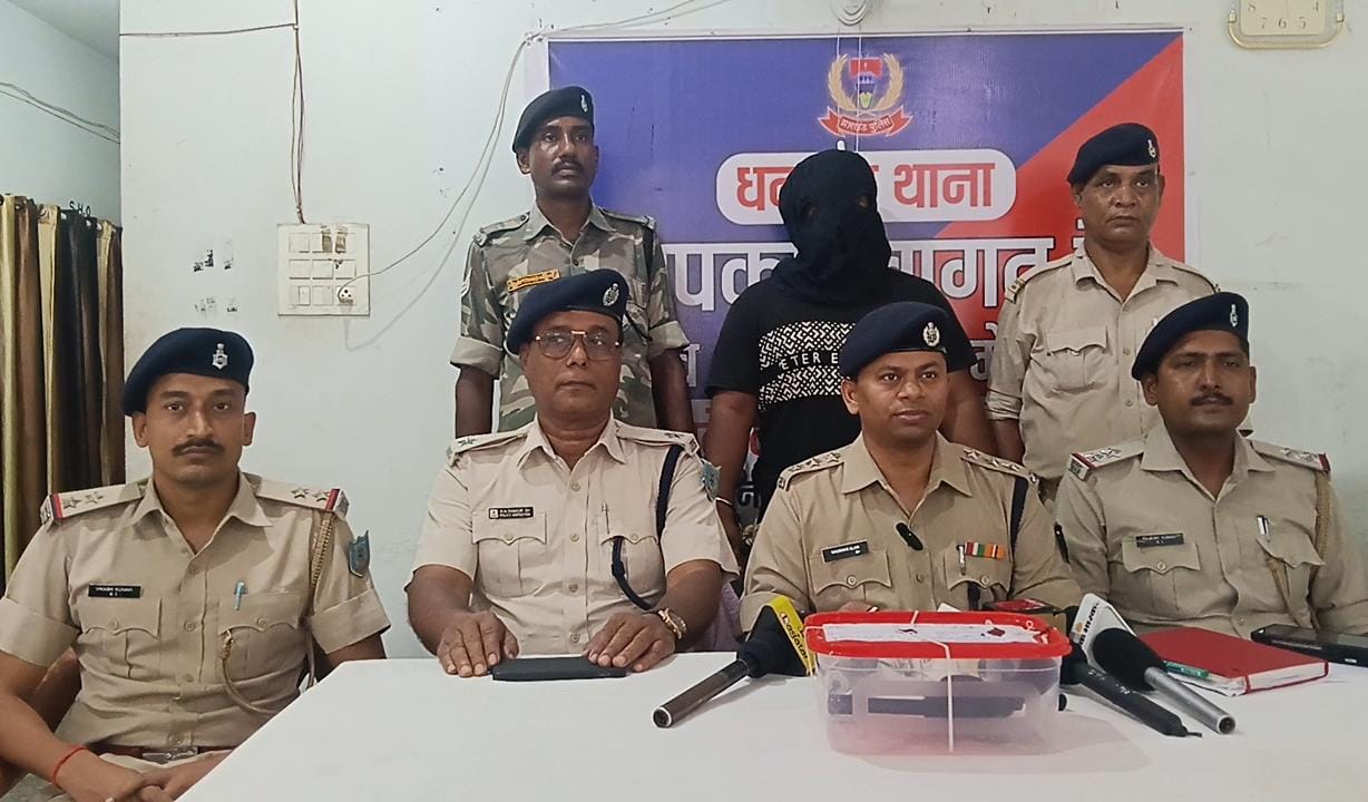 धनबादः गैंगस्टर प्रिंस खान का शूटर रबीउल इस्लाम अरेस्ट, पिस्टल-गोली बरामद