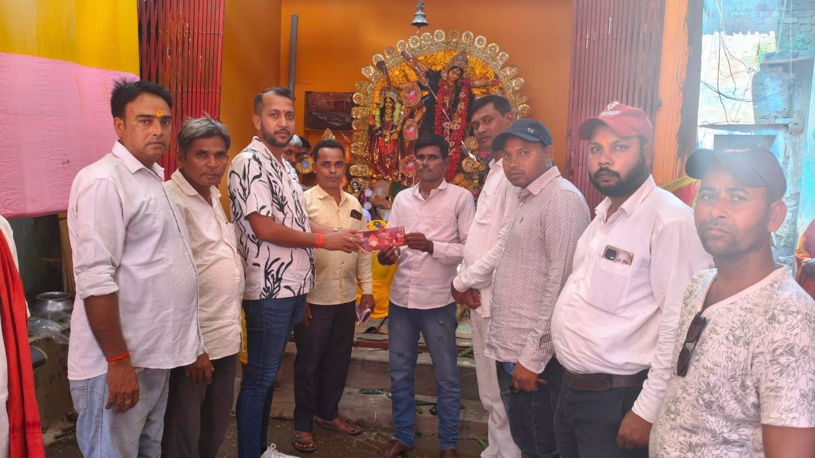 रामगढ़ कोयलांचल में दुर्गा पूजा की धूम, पंडालों में भक्तों की भीड़