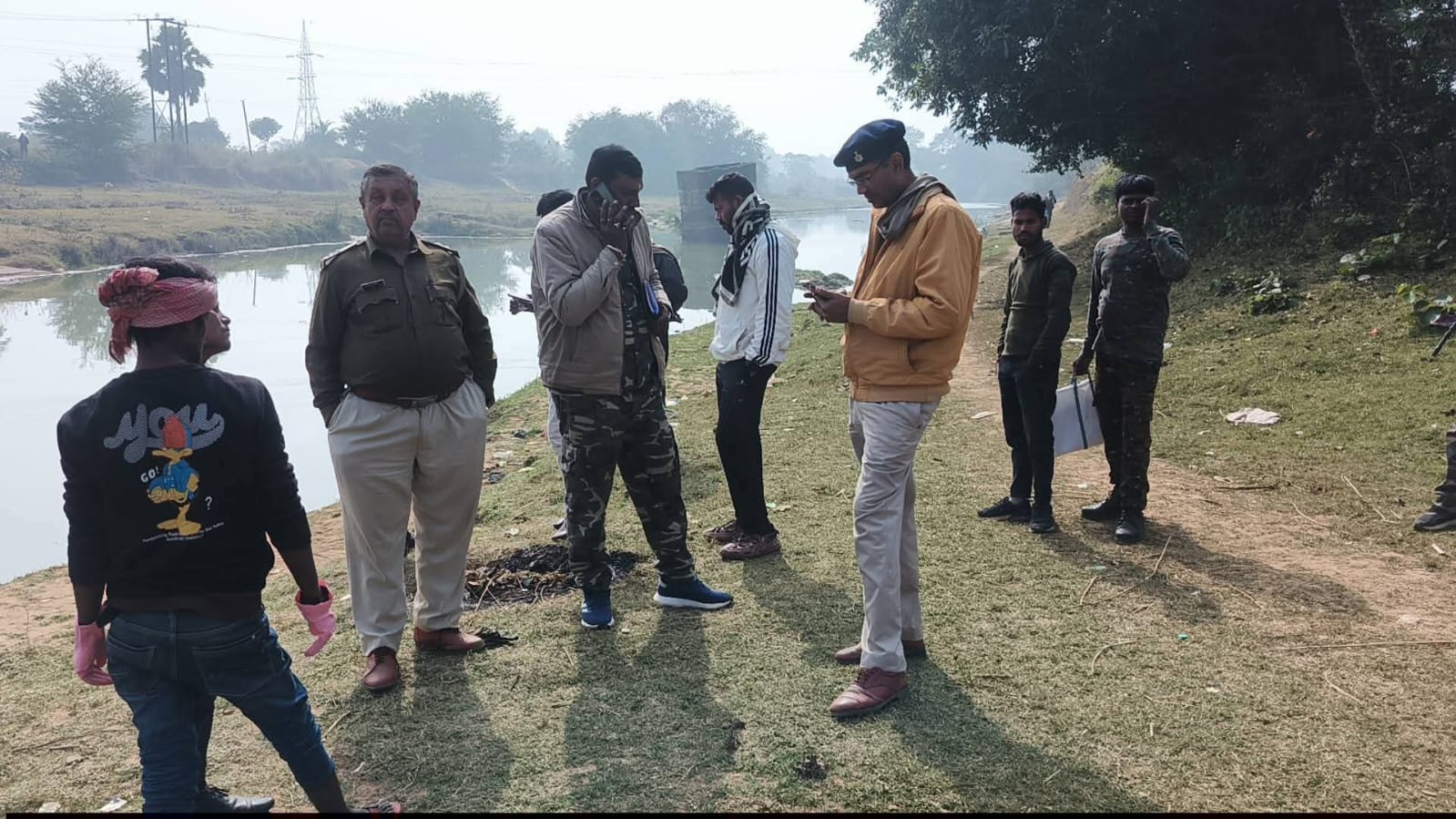 देवघर: रेलवे ओवरब्रिज के नीचे मिला  कांस्टेबल का शव, जांच में जुटी पुलिस