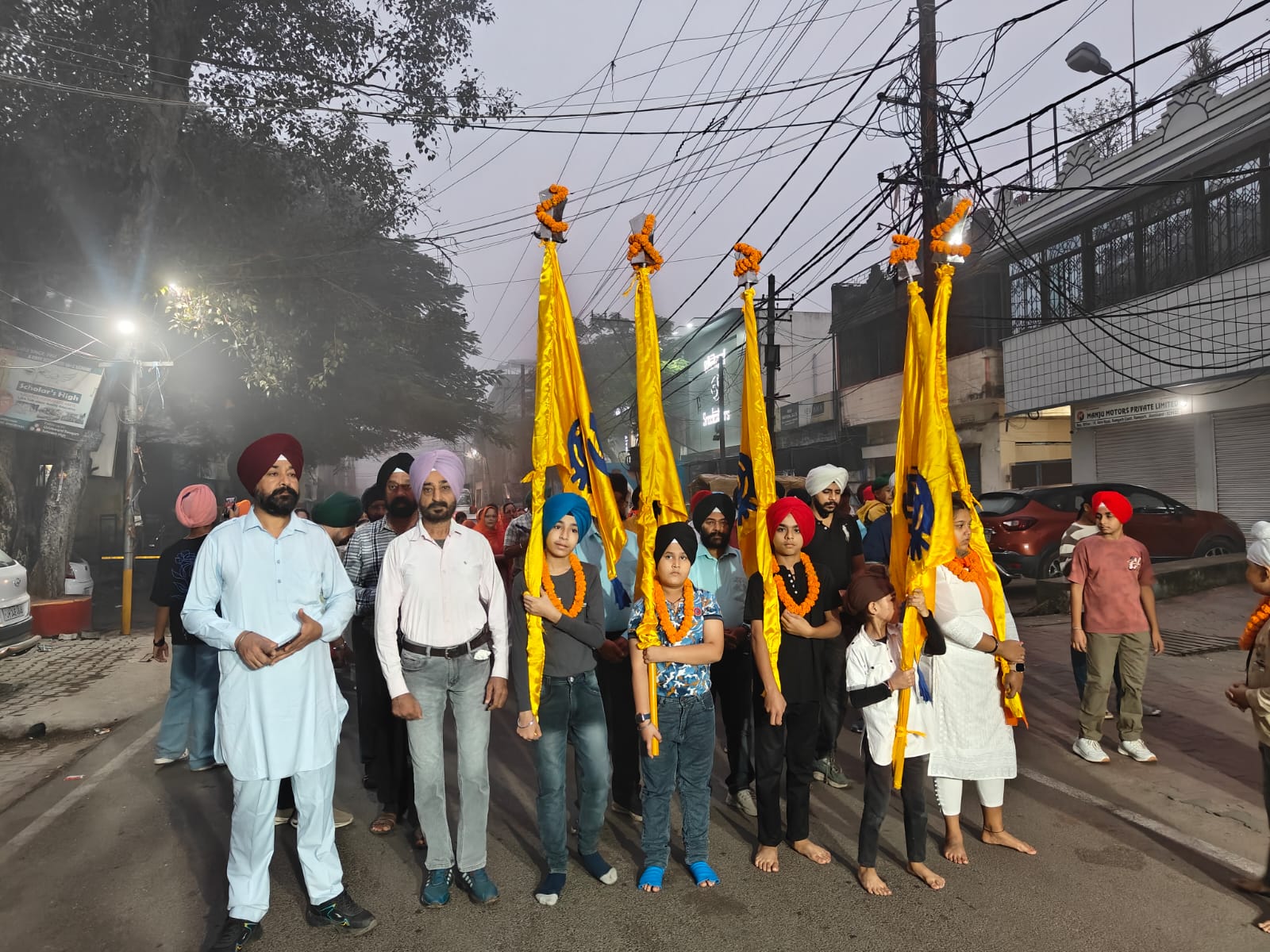 रामगढ़ः गुरु नानक देव के प्रकाशोत्सव को लेकर निकली अंतिम प्रभातफेरी