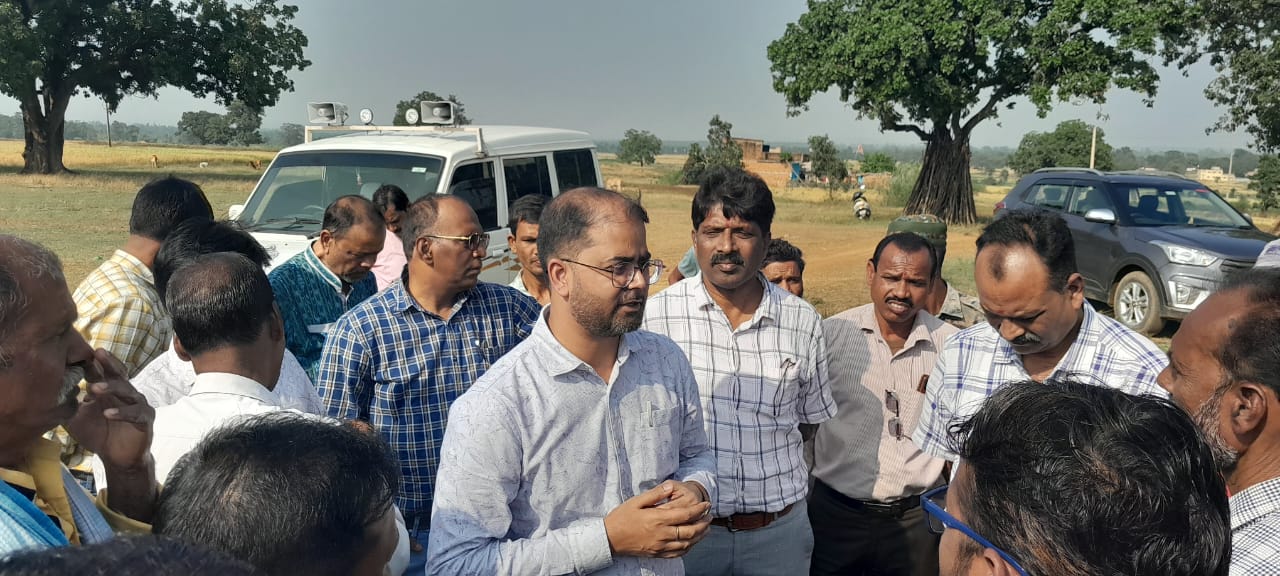 लातेहारः नहीं पहुंचे अधिकारी, बेनतीजा रही ग्रामसभा