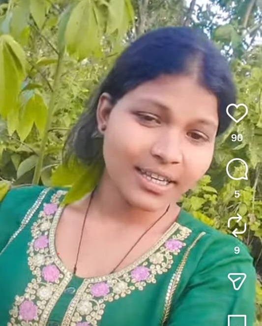 लातेहारः प्रेम प्रसंग में युवती ने लगायी फांसी