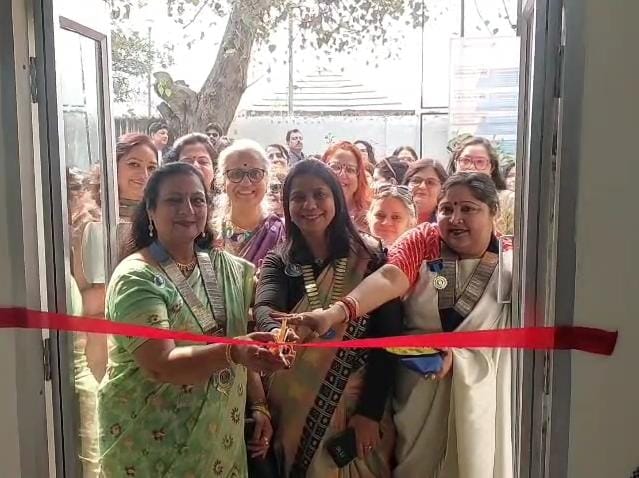 धनबादः जीवन ज्योति स्कूल में आर्टिफिशियल इंटेलिजेंस लैब का उद्घाटन