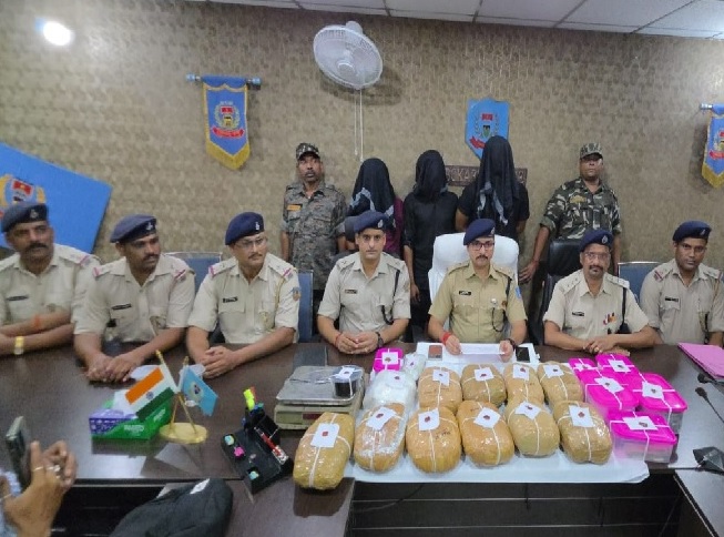बोकारो: नशा का करोबार करने वाले गिरोह का भंडाफोड़, सरगना सहित 3 गिरफ्तार