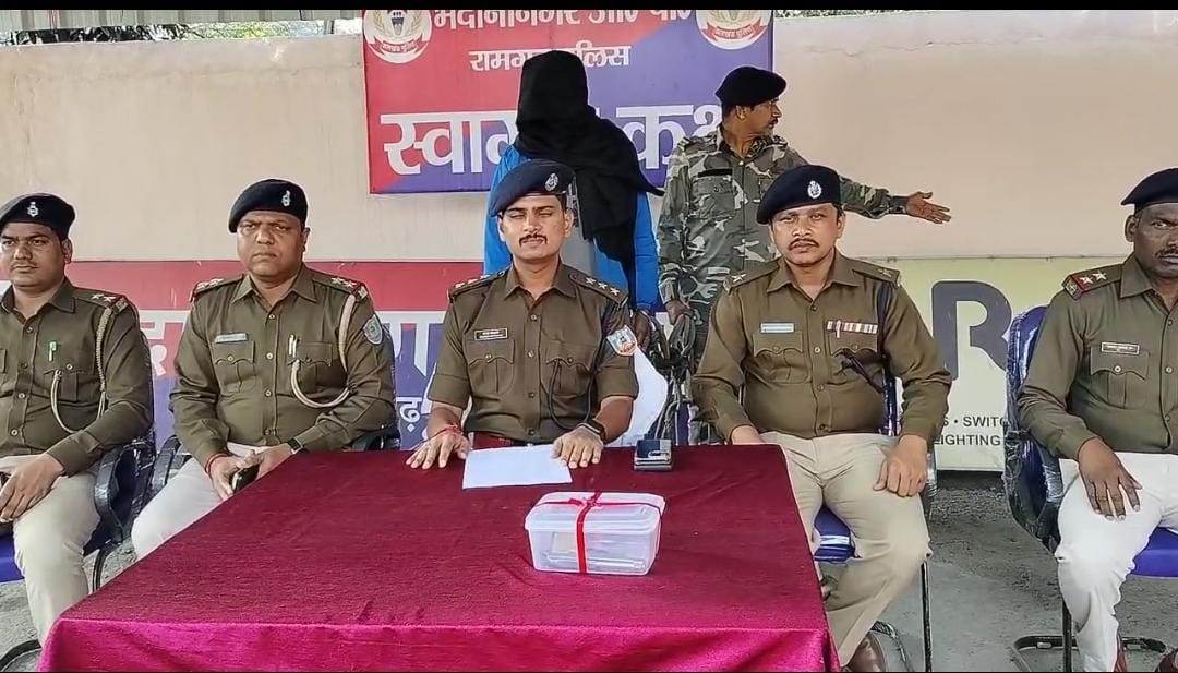 रामगढ़ः रेलवे साइडिंग फायरिंग मामले का आरोपी पिस्टल के साथ गिरफ्तार