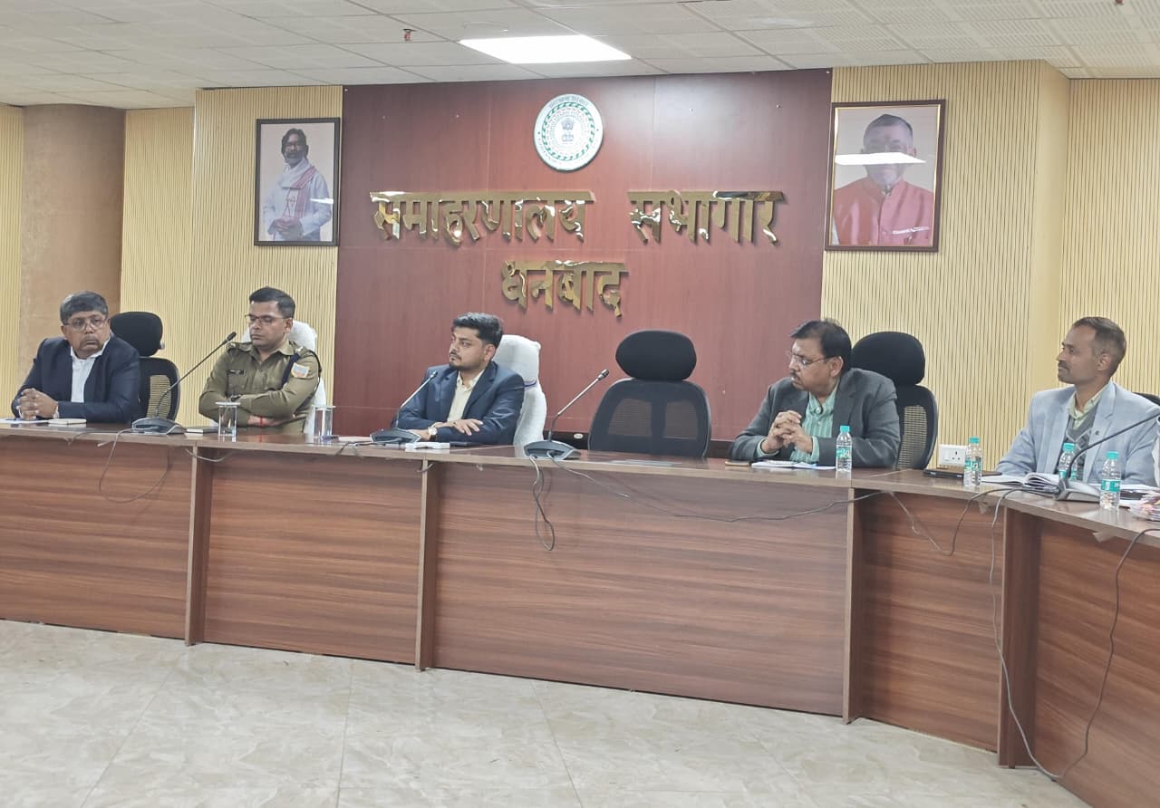 धनबादः केंदुआडीह गैस रिसाव मामले में डीसी सख्त, जांच समिति गठित