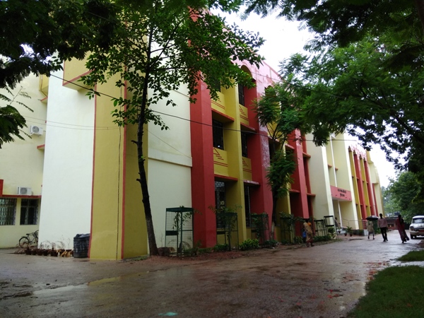 लातेहारः कुटुंब न्यायालय ने गढ़वा DSE को शो-कॉज नोटिस जारी किया