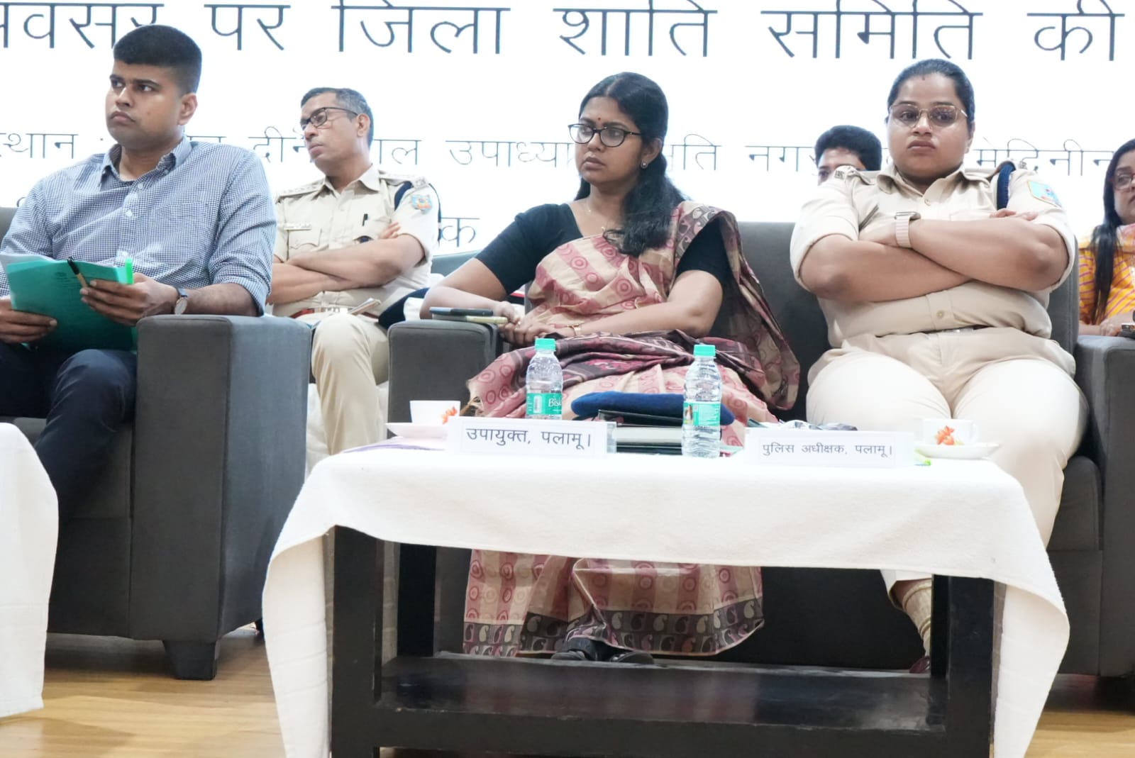 बकरीद सौहार्द के साथ मनाएं, अफवाहों से बचेः पलामू डीसी