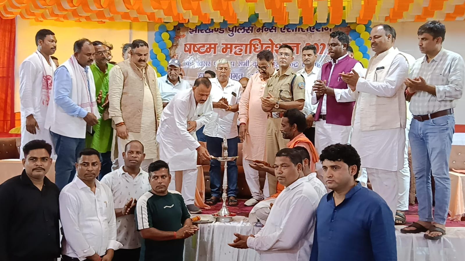 धनबादः झारखंड पुलिस मेंस एसोसिएशन का महाधिवेशन शुरू, नई कमेटी का चुनाव 9 को