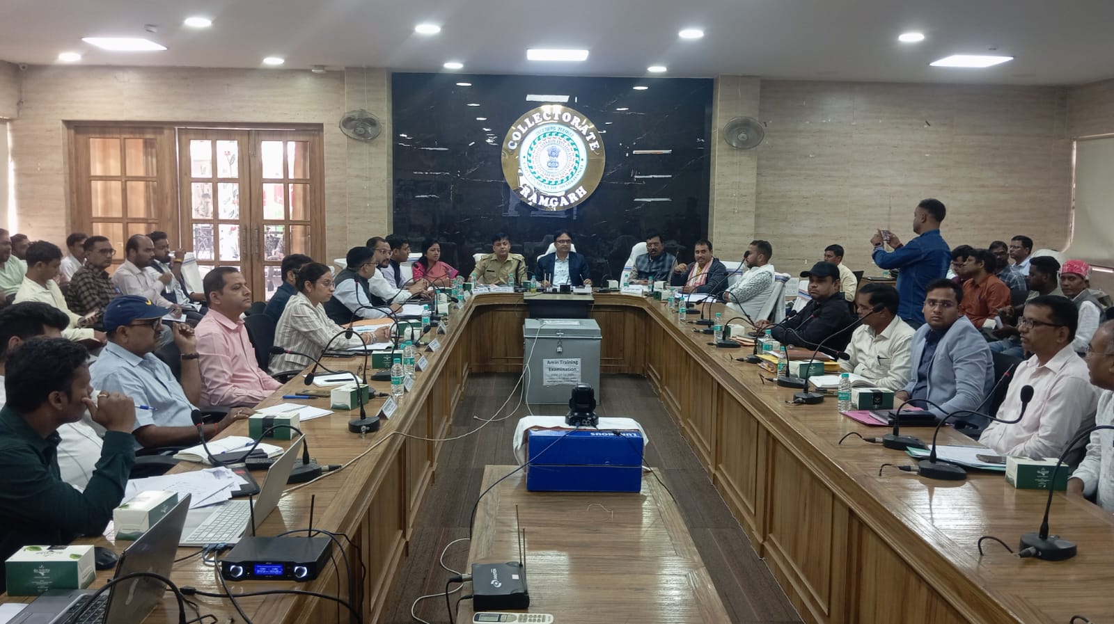 रामगढ़ः DMFT न्यास परिषद की बैठक में स्वास्थ्य, जलापूर्ति व अन्य योजनाओं पर चर्चा