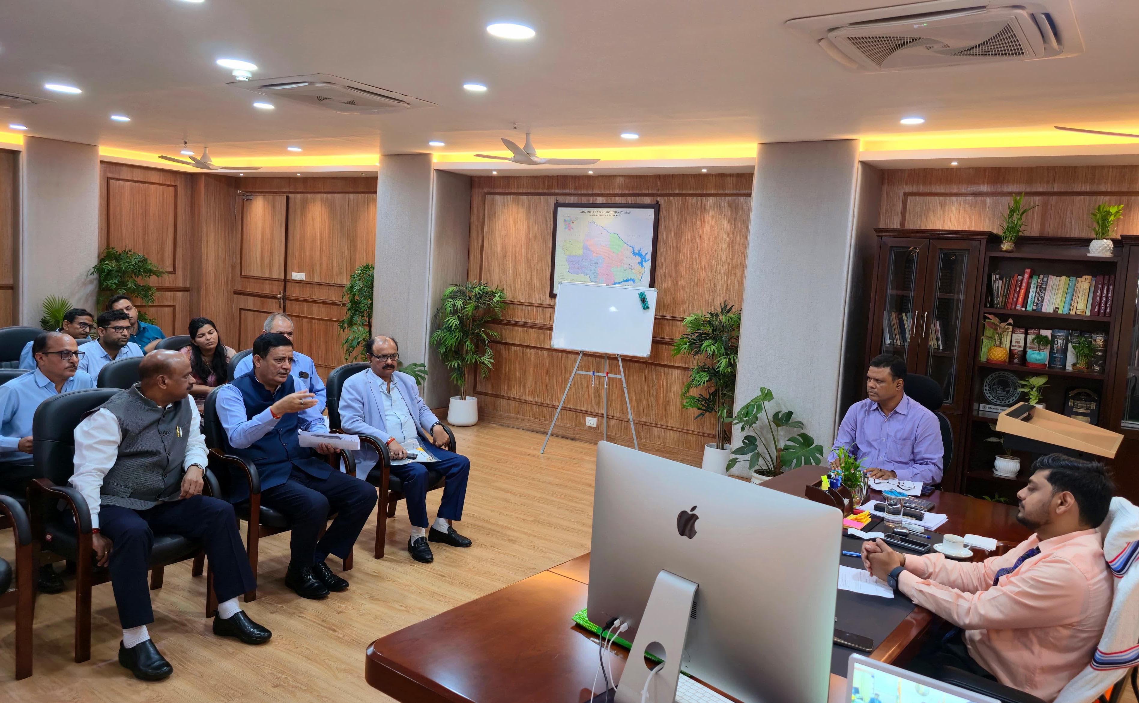 धनबादः बेलगड़िया टाउनशिप में रोजगार सहित सभी जरूरी सुविधाएं उपलब्ध कराएं- डीसी