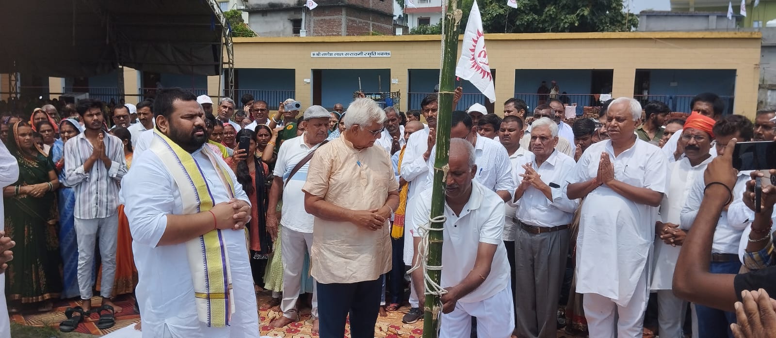 पलामूः जय स्वर्वेद कथा की रसधारा में सराबोर हुए भक्त