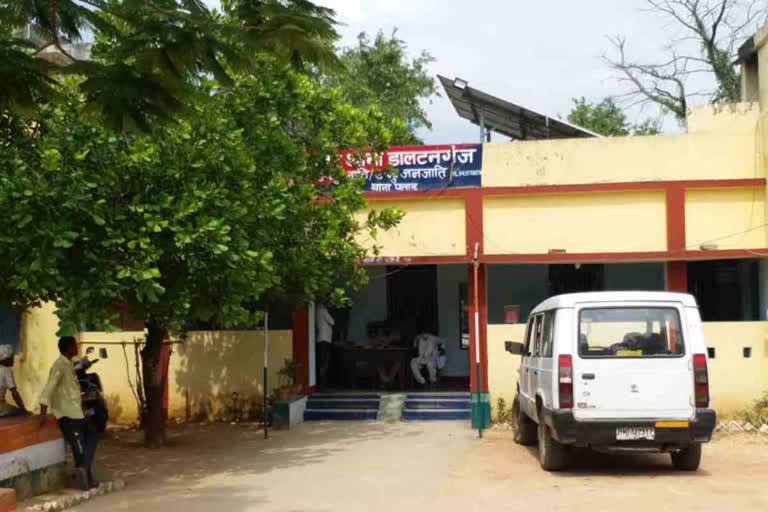 पलामूः बीएड छात्रा की दुर्घटना में मौत मामले में ट्रक मालिक पर FIR दर्ज