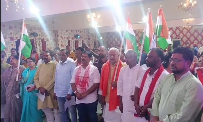 धनबादः वंदे मातरम के 150 वर्ष पूरे होने पर भाजपा का भव्य समारोह, गूंजे देश भक्ति के सुर