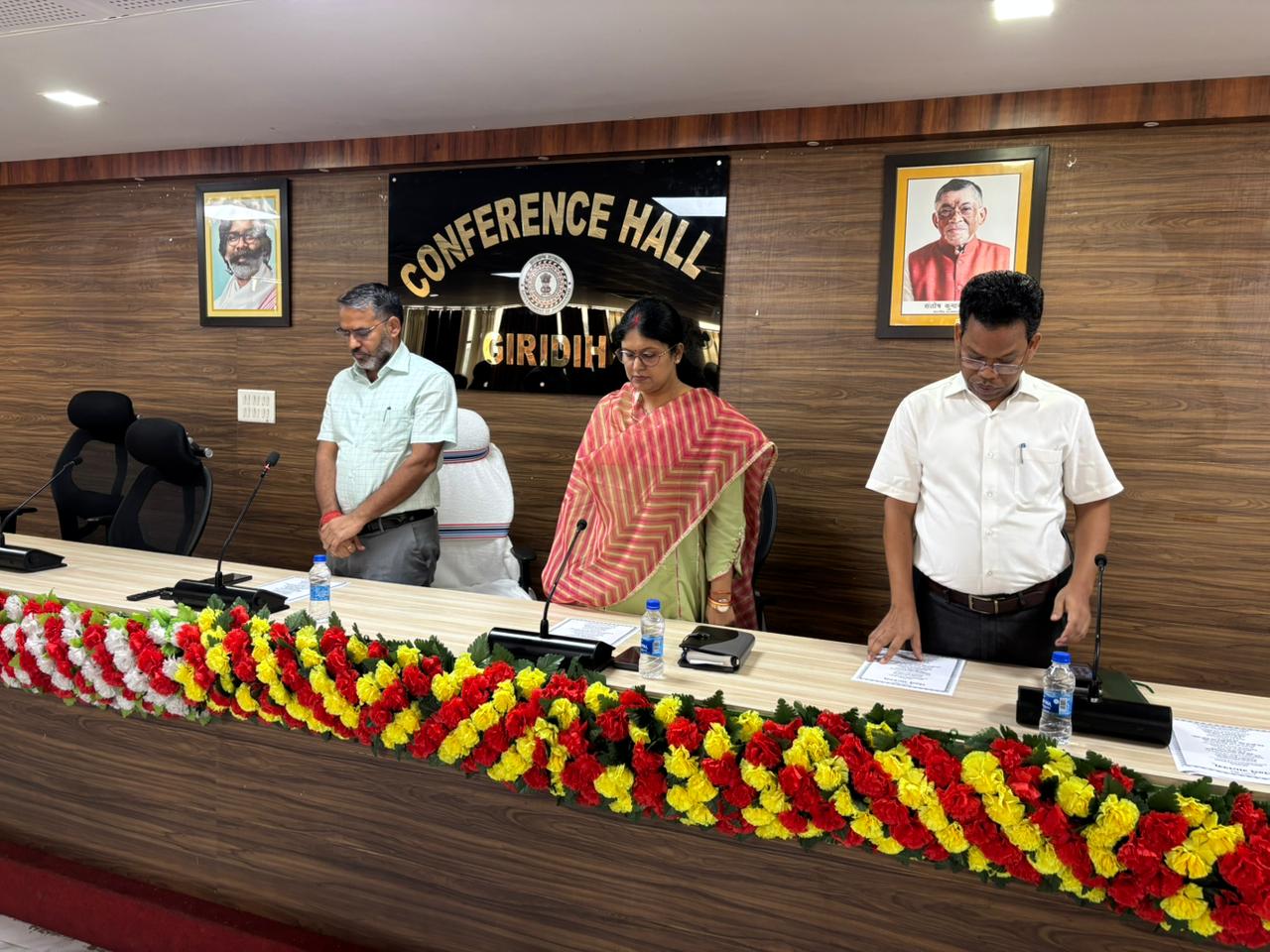 मातृभूमि के प्रति समर्पण, त्याग व राष्ट्रीय चेतना को जागृत करता है राष्ट्रगीतः गिरिडीह डीसी