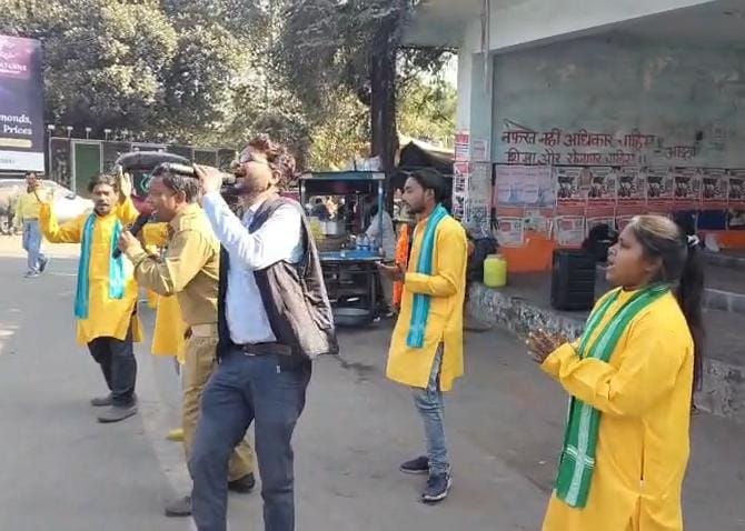 धनबादः नुक्कड़ नाटक के जरिए लोगों को नशा के खिलाफ किया गया जागरूक