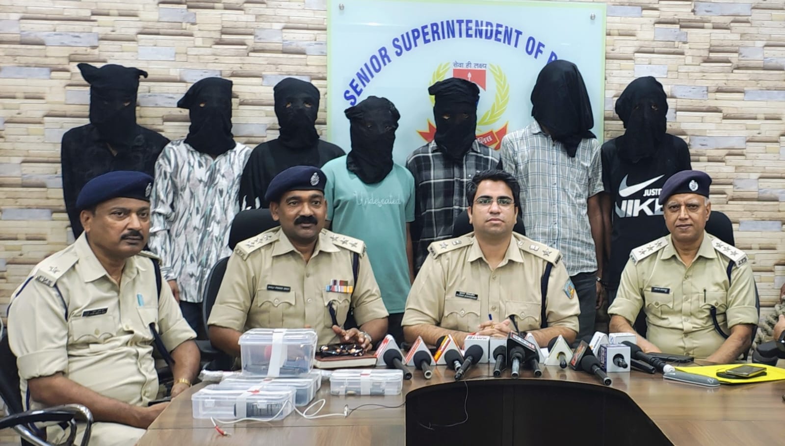 जमशेदपुर: लूट, डकैती करने वाले अंतरराज्यीय गिरोह के 7 सदस्य गिरफ्तार